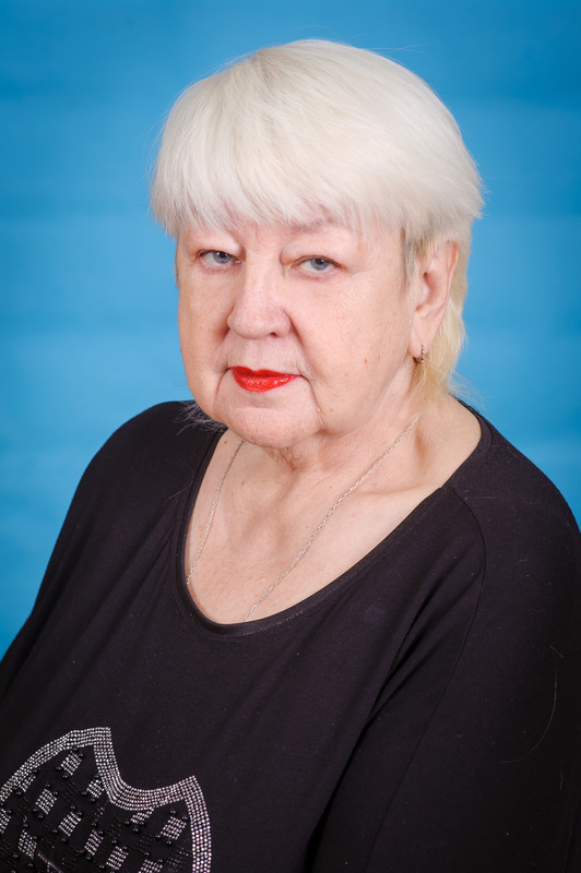 Ковалёва Валентина Дмитриевна.